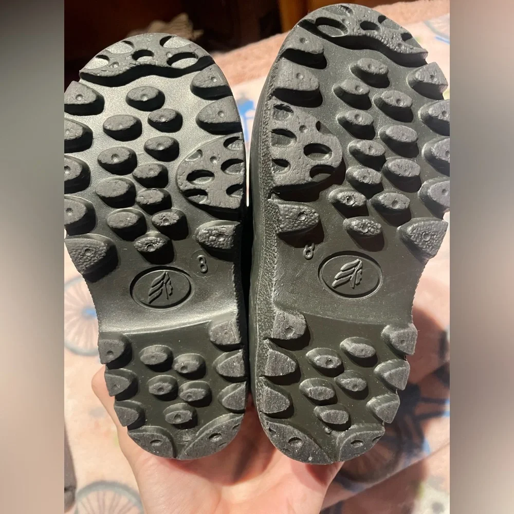 Little Girl’s Size 8 L.L. Bean Winter Snow Boots